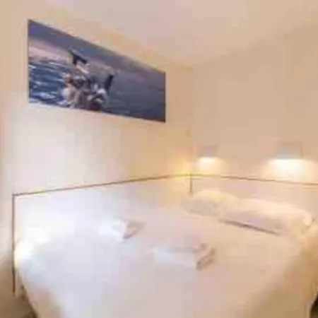 Climatise 4 Prsn / Vue Piscine & Vue Cap Esterel Apartment