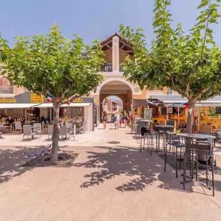 Climatise 4 Prsn / Vue Piscine & Vue Cap Esterel Apartment