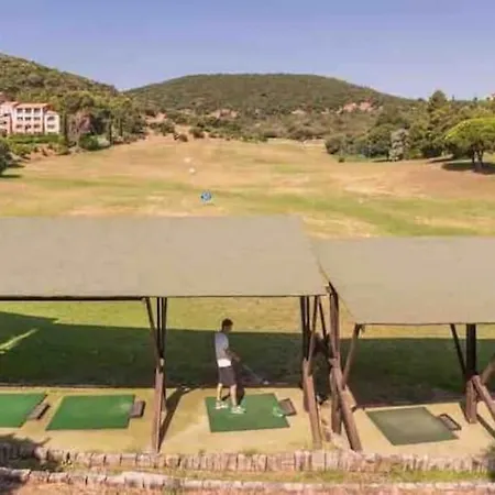 Apartment Climatise 4 Prsn / Vue Piscine & Vue Cap Esterel *