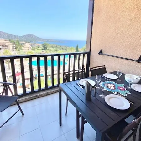 Climatise 4 Prsn / Vue Piscine & Vue Cap Esterel * Saint-Raphael (Var)
