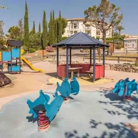 Apartment Climatise 4 Prsn / Vue Piscine & Vue Cap Esterel *